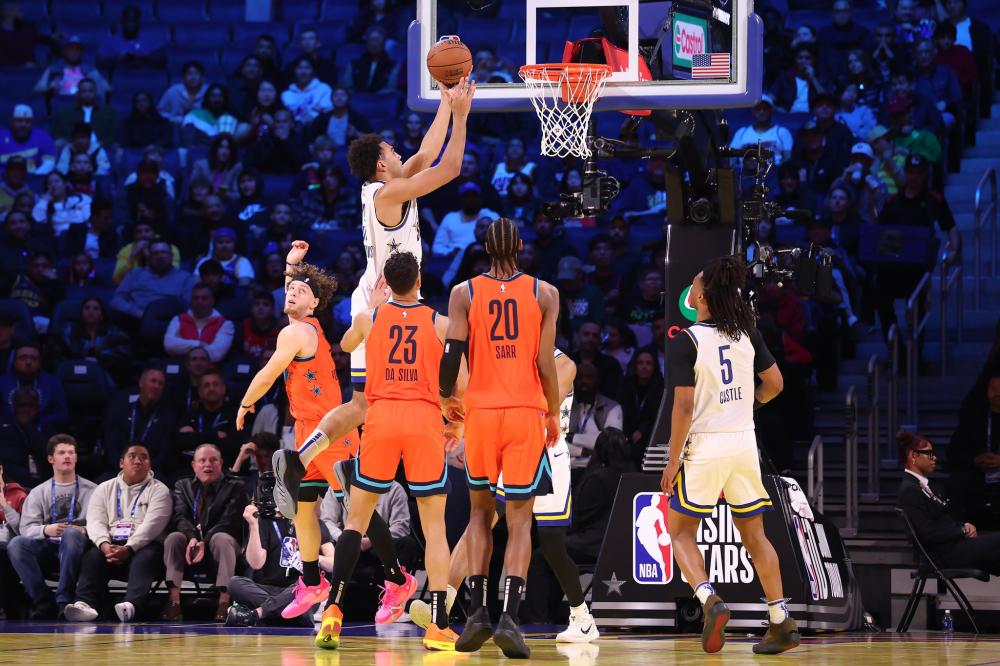 更展示了职 更展示了职