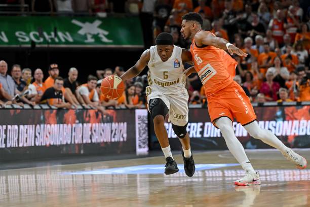 将为勒沃库 将为勒沃库